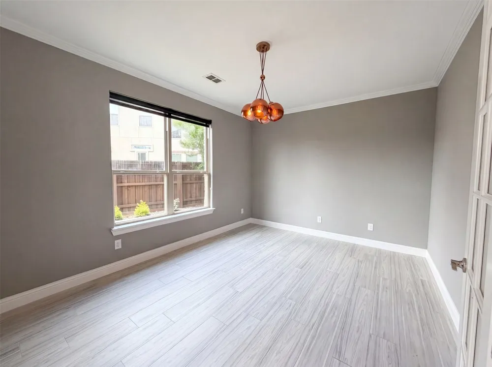 7221 Durand Drive Irving, TX 75063