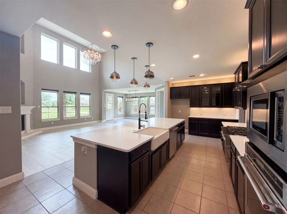 7221 Durand Drive Irving, TX 75063