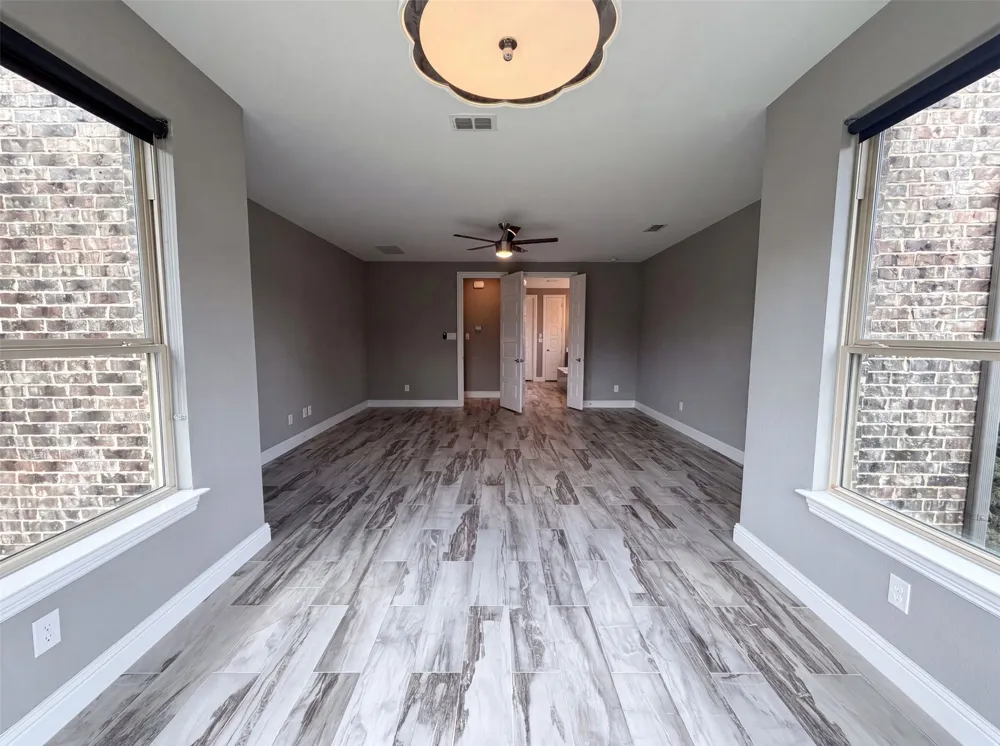 7221 Durand Drive Irving, TX 75063