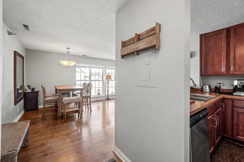 6020 Chasewood Parkway #203 Minnetonka, MN 55343