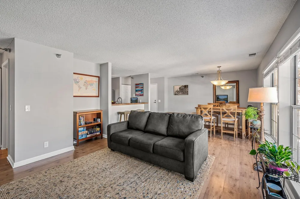 6020 Chasewood Parkway #203 Minnetonka, MN 55343