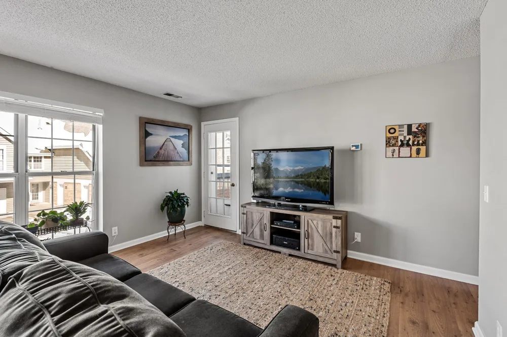 6020 Chasewood Parkway #203 Minnetonka, MN 55343