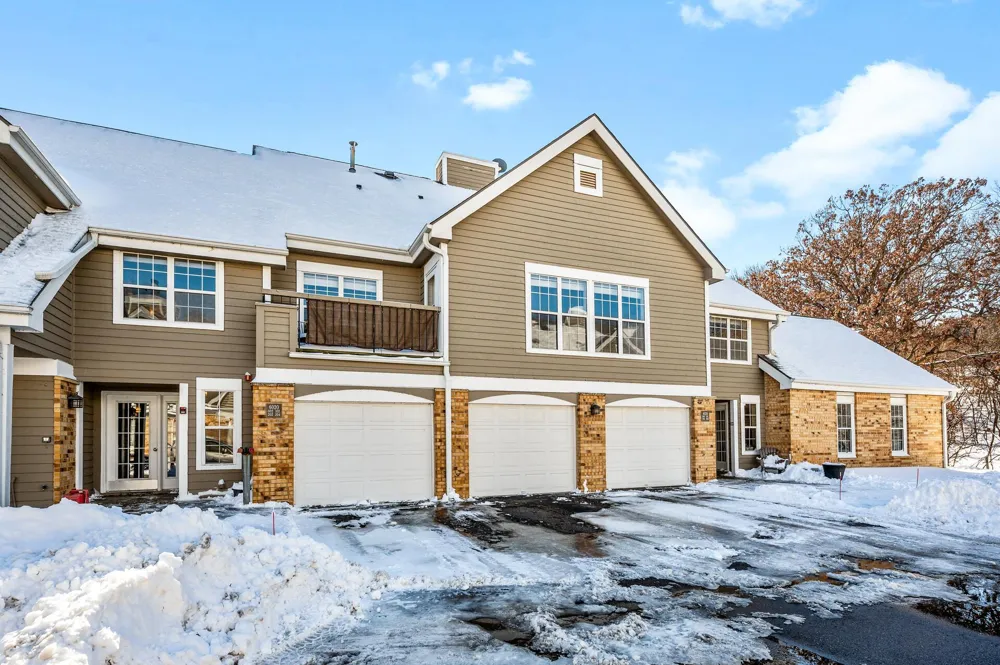 6020 Chasewood Parkway #203 Minnetonka, MN 55343