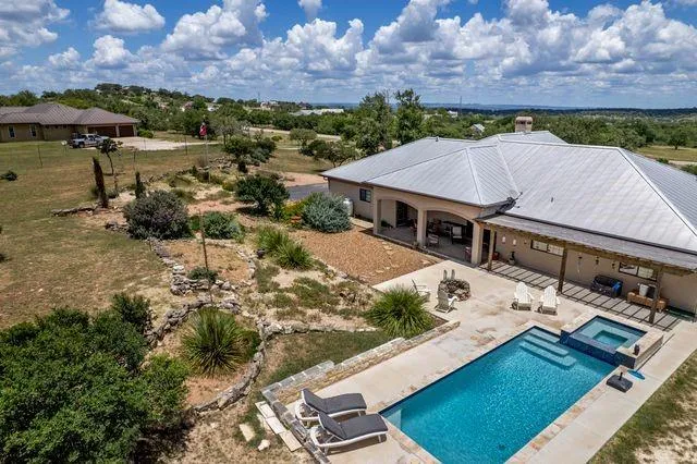 1112 Kendall Jackson Comfort, TX 78013