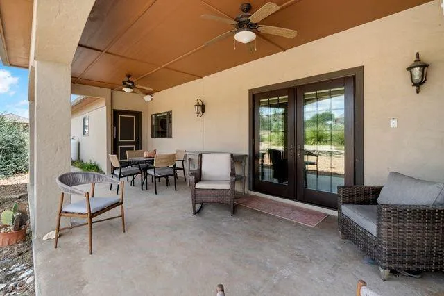 1112 Kendall Jackson Comfort, TX 78013