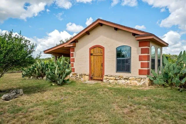 1112 Kendall Jackson Comfort, TX 78013