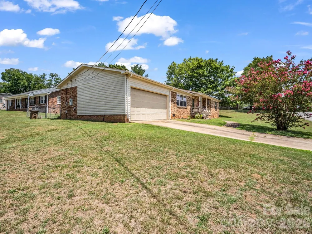 1206 Wyanoke Avenue Shelby, NC 28152