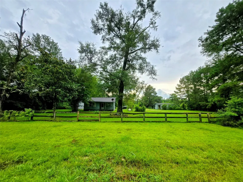 10984 Fm 1746 Woodville, TX 75979