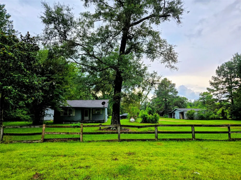 10984 Fm 1746 Woodville, TX 75979