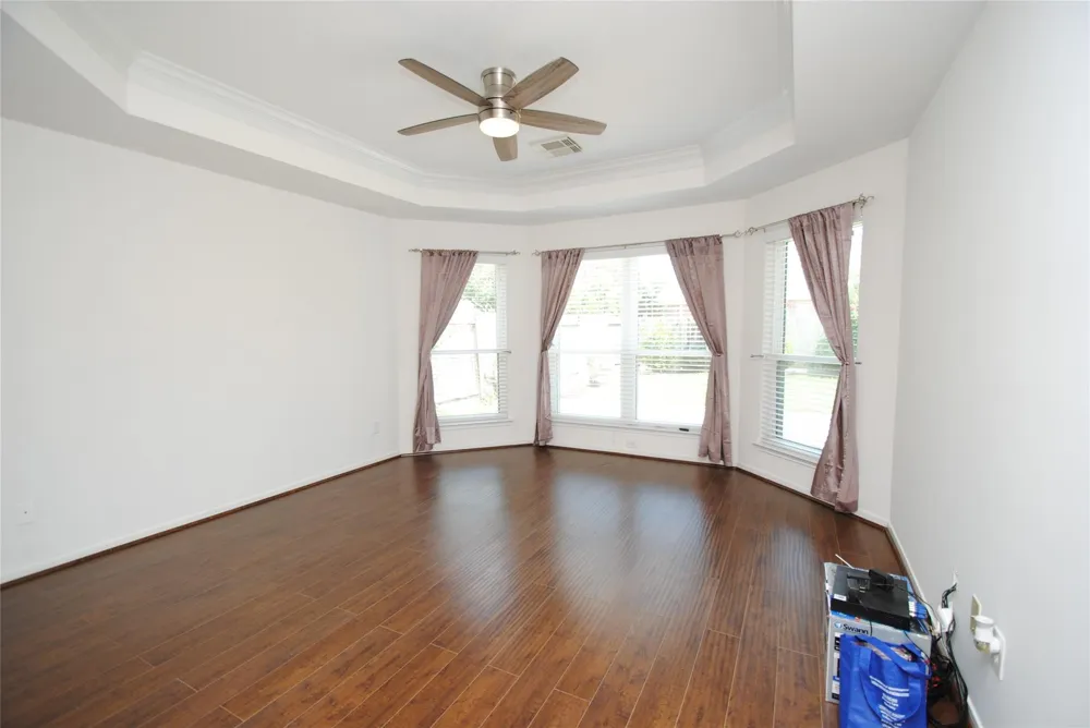 910 Allisa Street Stafford, TX 77477