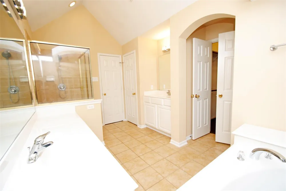 910 Allisa Street Stafford, TX 77477