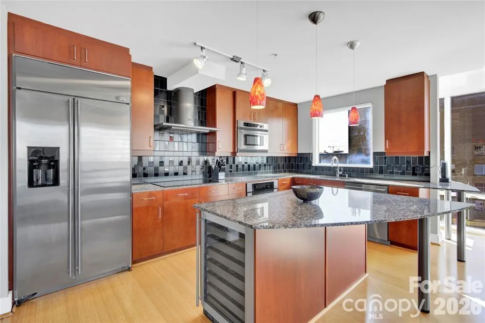 505 E 6th Street #701 Charlotte, NC 28202