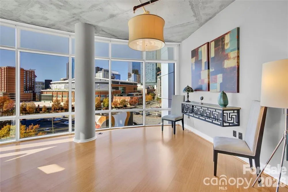 505 E 6th Street #701 Charlotte, NC 28202