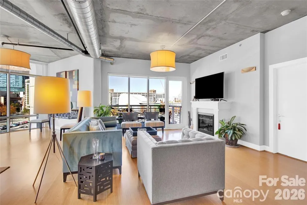 505 E 6th Street #701 Charlotte, NC 28202