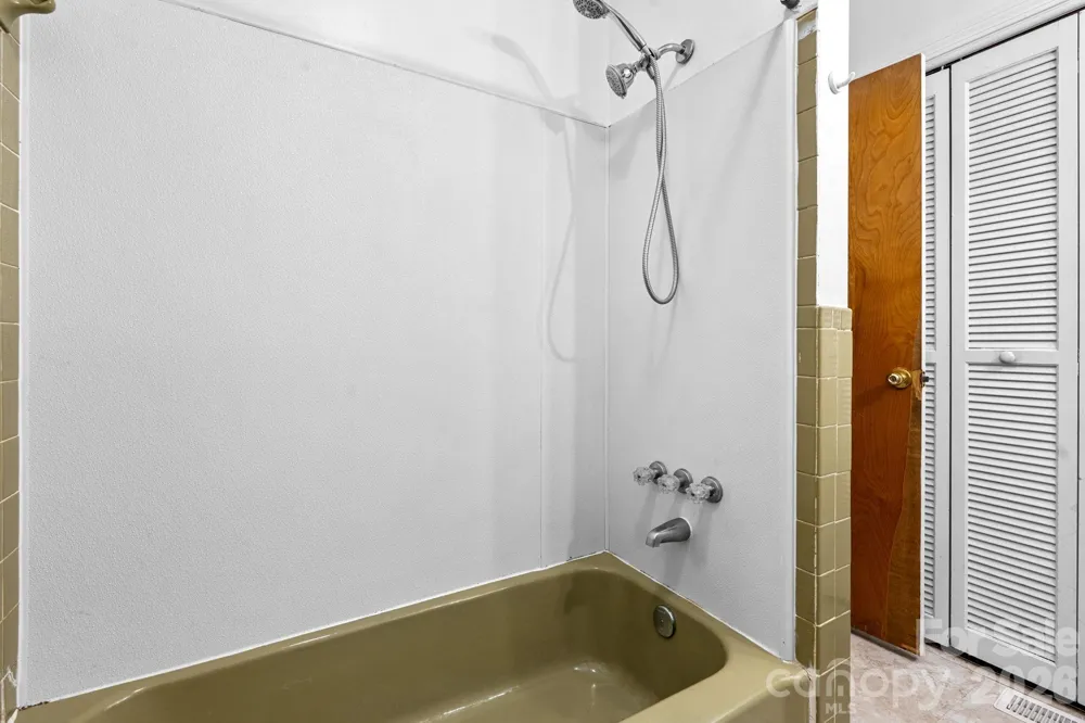 121 Horseshoe Drive Boone, NC 28607