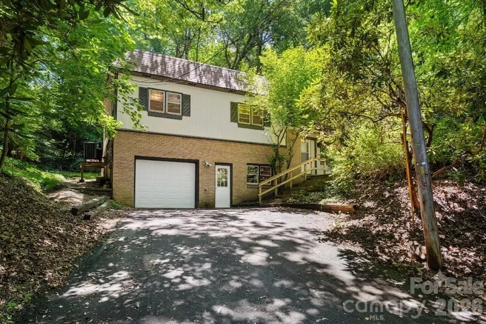 121 Horseshoe Drive Boone, NC 28607