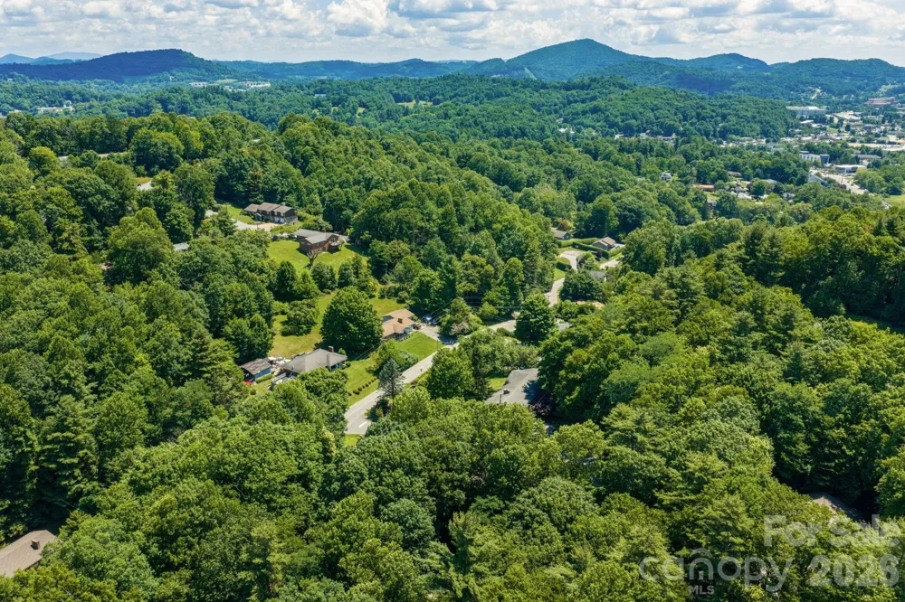 121 Horseshoe Drive Boone, NC 28607