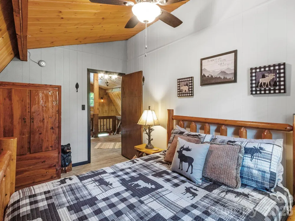 1901 Blue Rock Road Burnsville, NC 28714