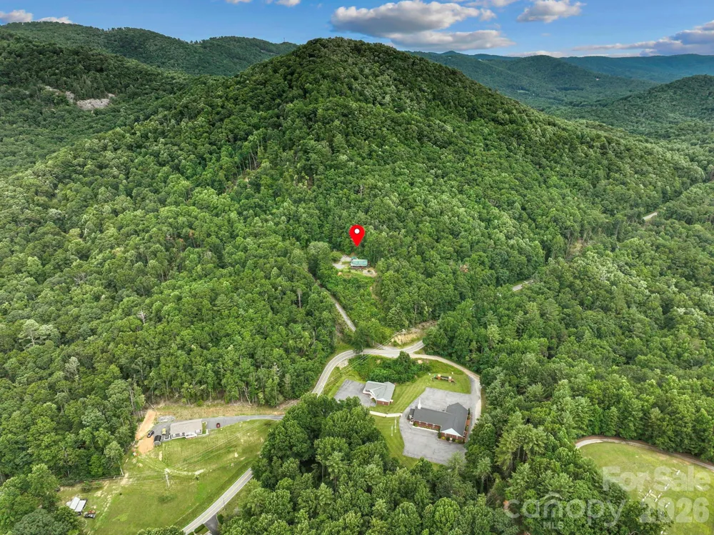 1901 Blue Rock Road Burnsville, NC 28714