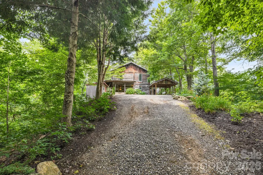 1390 Baltimore Branch Road Hot Springs, NC 28743