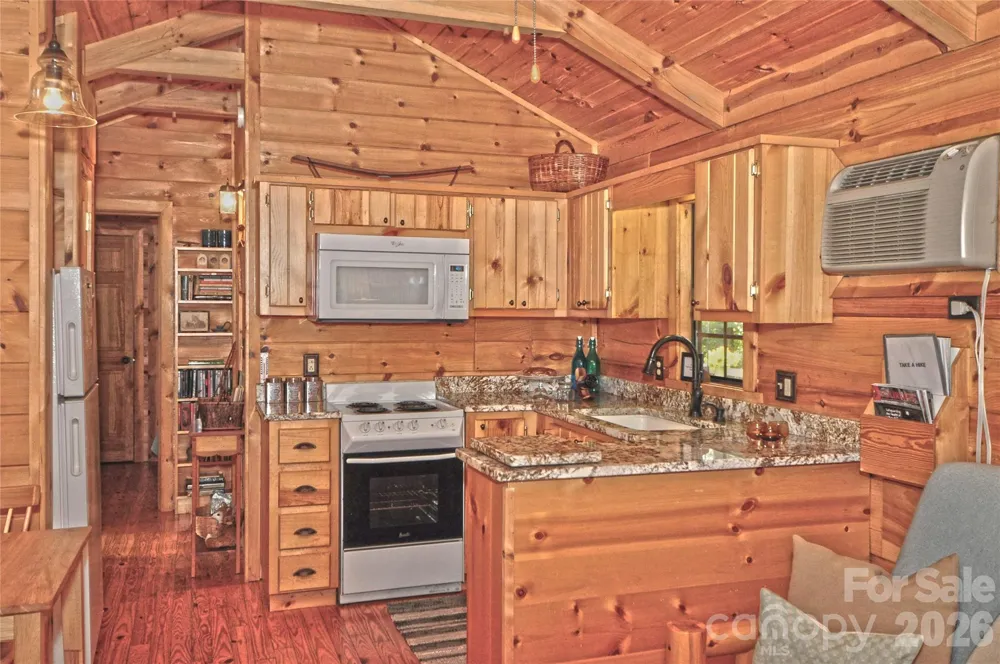 1390 Baltimore Branch Road Hot Springs, NC 28743