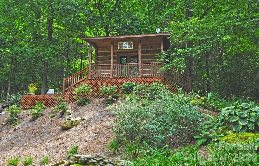 1390 Baltimore Branch Road Hot Springs, NC 28743