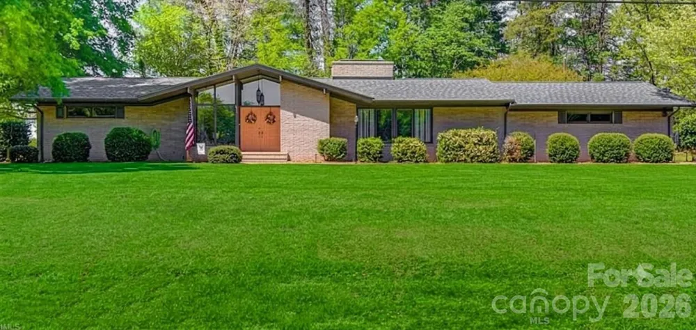 2512 Sunnycrest Drive Reidsville, NC 27320