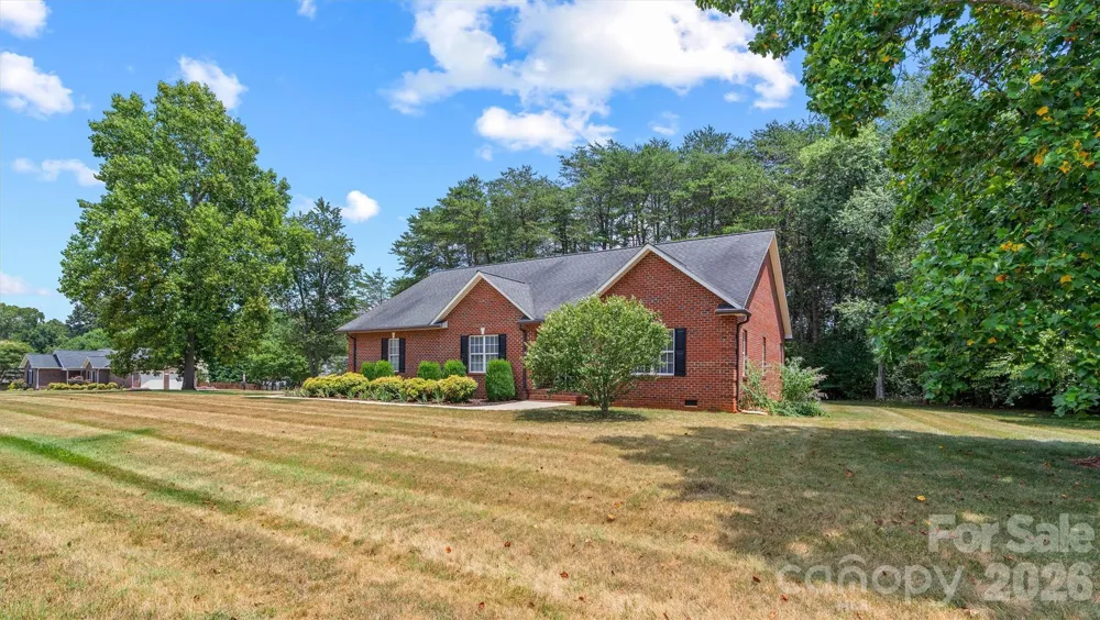 3656 Woodgreen Drive Lincolnton, NC 28092