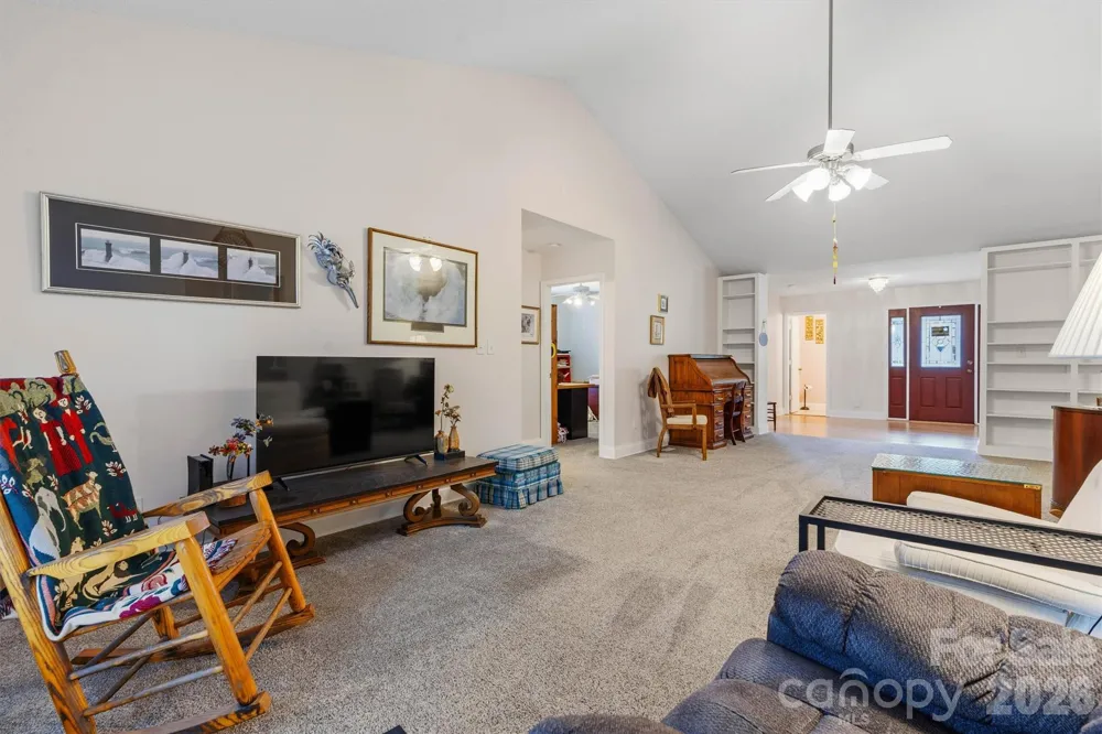 3656 Woodgreen Drive Lincolnton, NC 28092