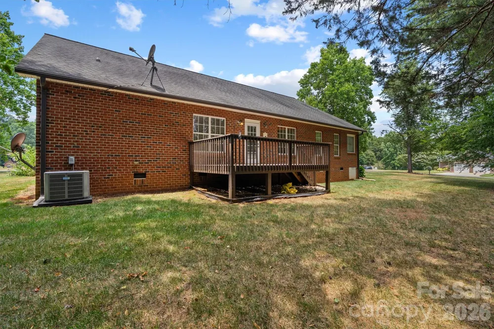 3656 Woodgreen Drive Lincolnton, NC 28092