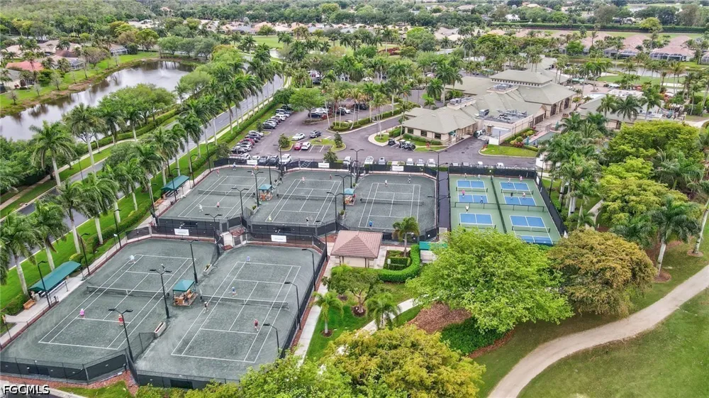 Devington Way Fort Myers, FL 33912