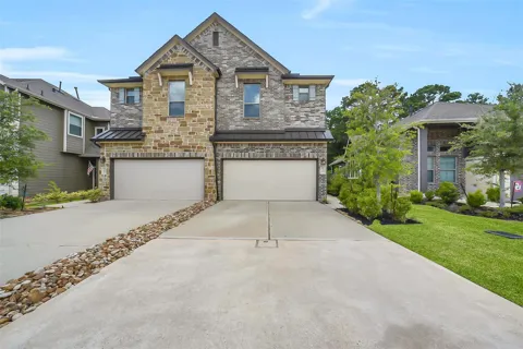 231 S Spotted Fern Drive