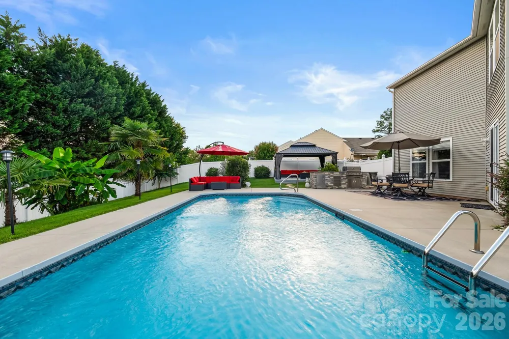 191 Old Carriage Road Clover, SC 29710