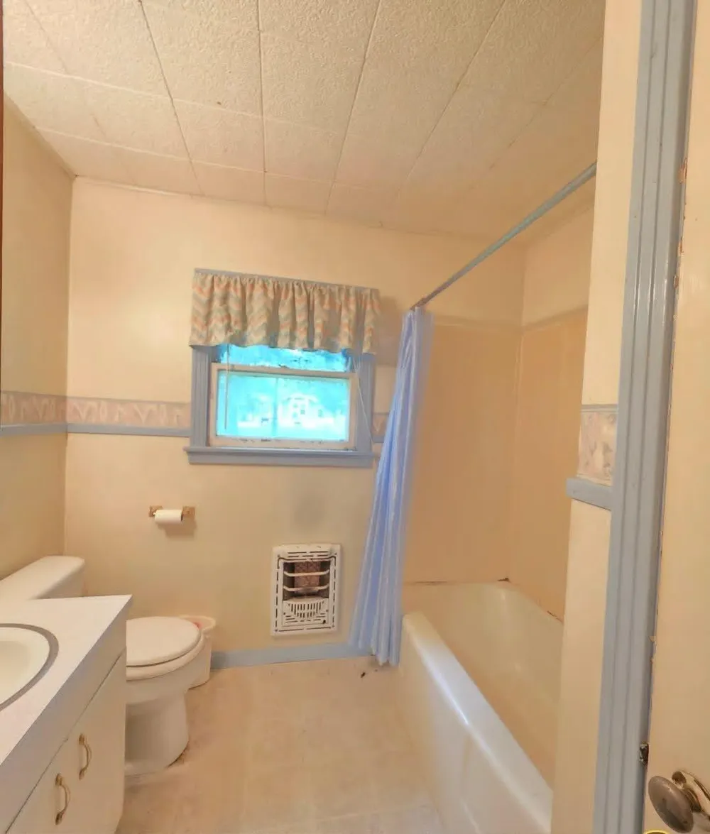 1420 Elm Avenue Bay City, TX 77414