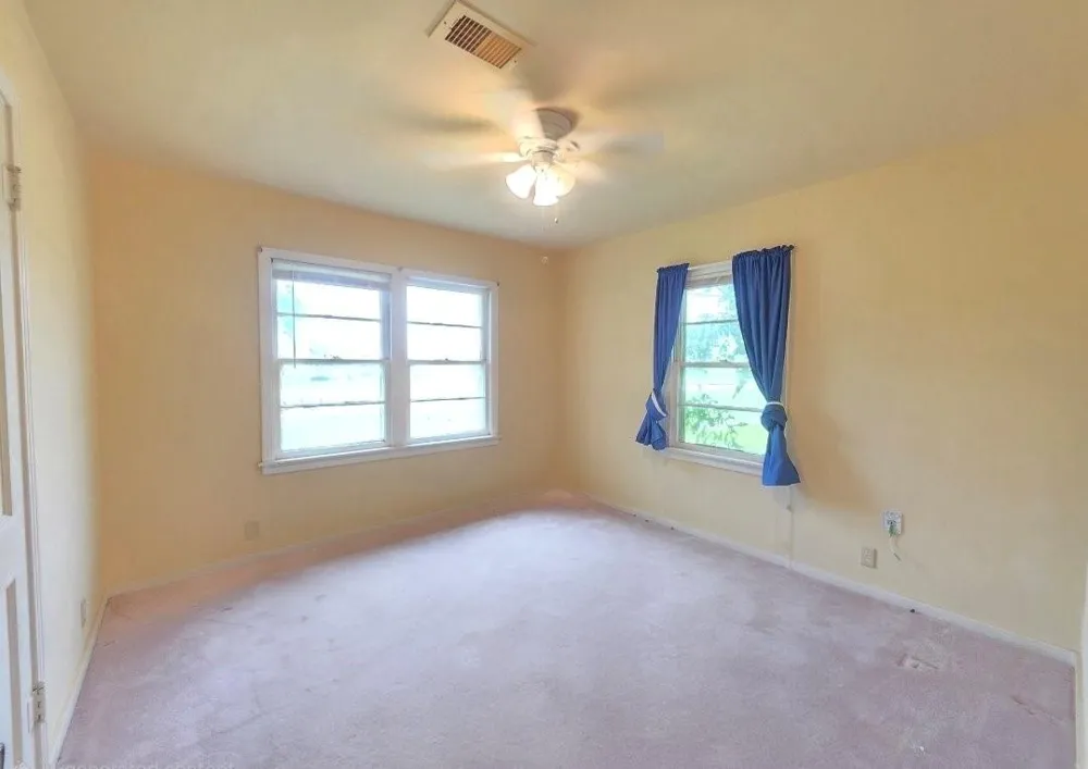 1420 Elm Avenue Bay City, TX 77414