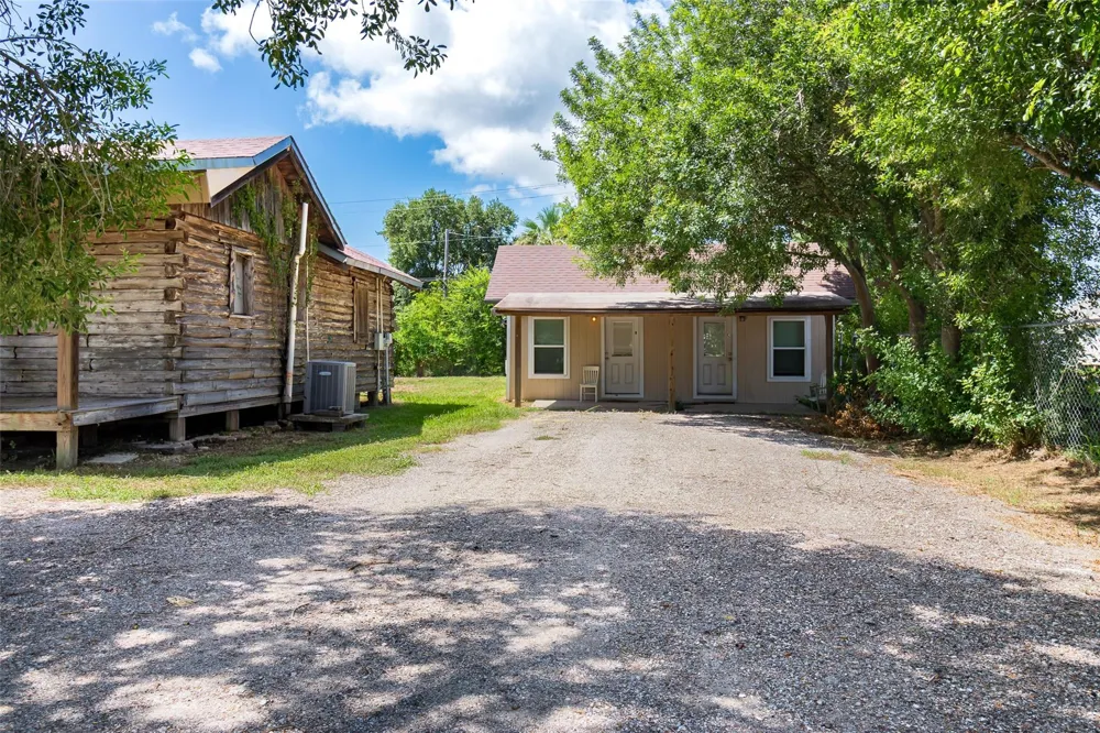 511 Commerce Street Palacios, TX 77465