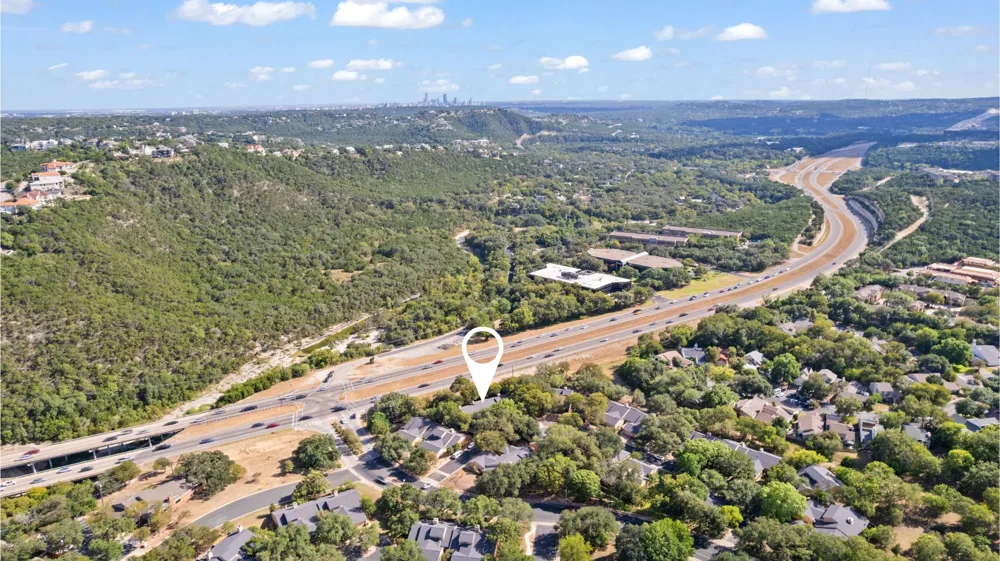 7211 Lakewood Drive #C111 Austin, TX 78750