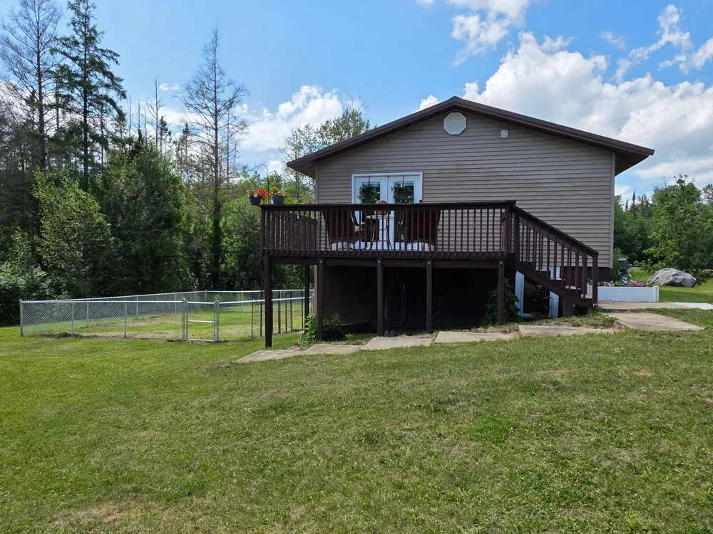 39859 County Road 63 Cohasset, MN 55721