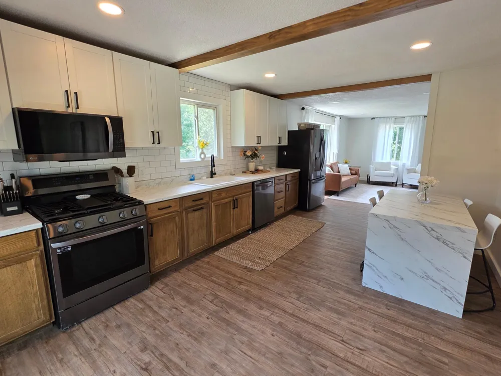 39859 County Road 63 Cohasset, MN 55721