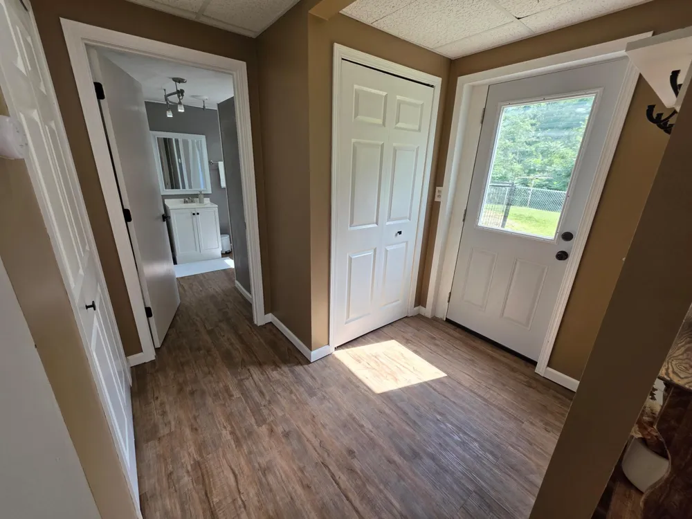 39859 County Road 63 Cohasset, MN 55721
