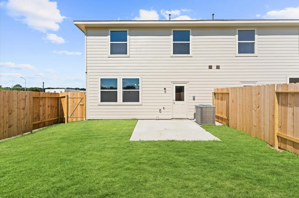1369 Mixander Way La Porte, TX 77571