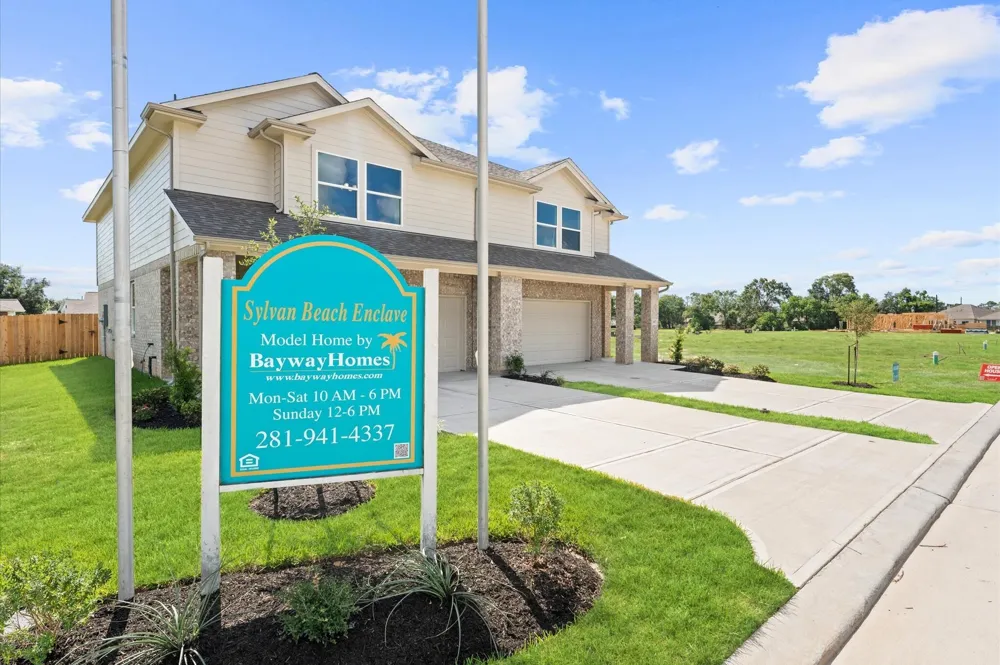 1369 Mixander Way La Porte, TX 77571