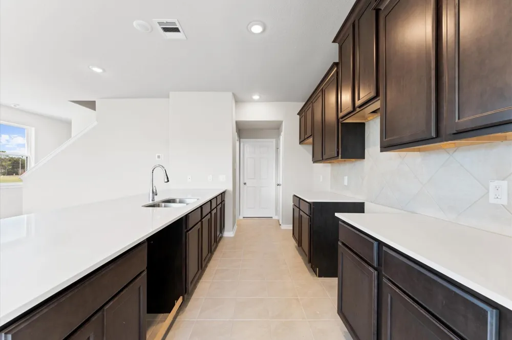 1369 Mixander Way La Porte, TX 77571