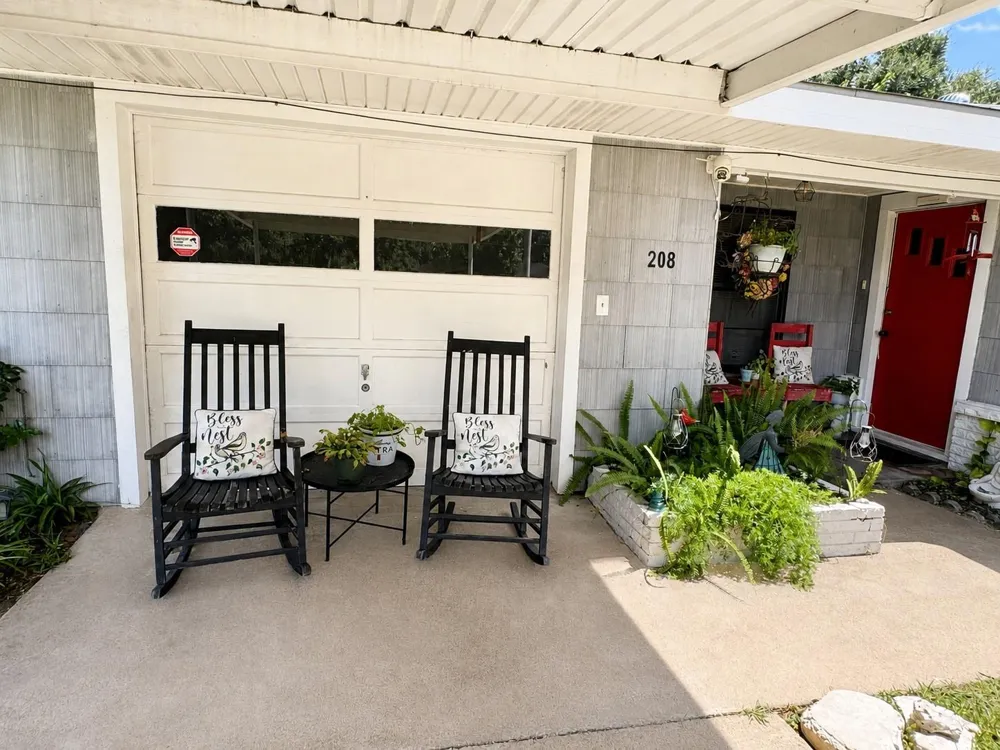 208 W Center Street Eagle Lake, TX 77434