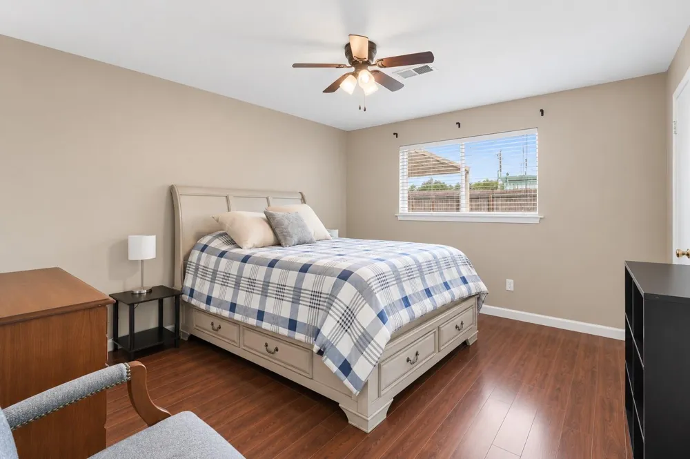 9546 Meadowvale Drive Houston, TX 77063
