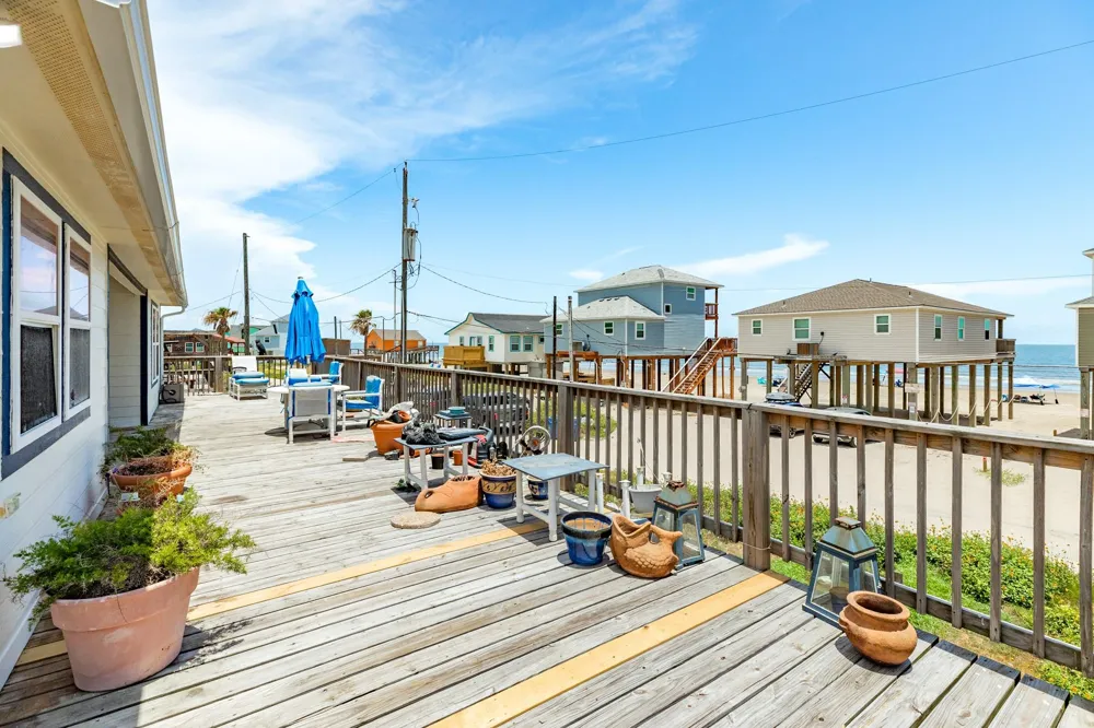 1311 Seashell Drive Surfside Beach, TX 77541