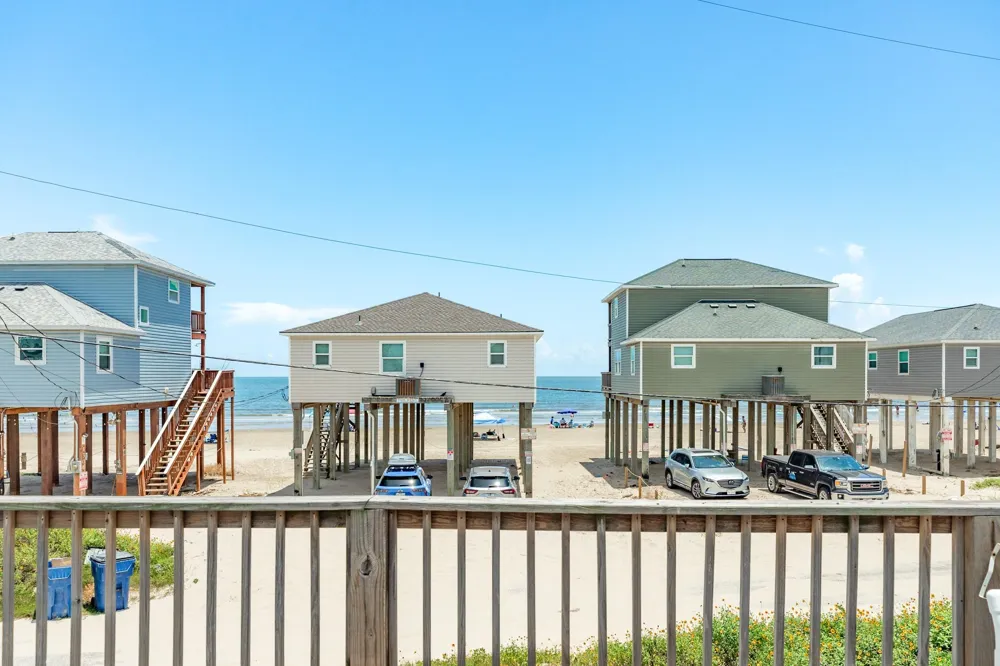 1311 Seashell Drive Surfside Beach, TX 77541