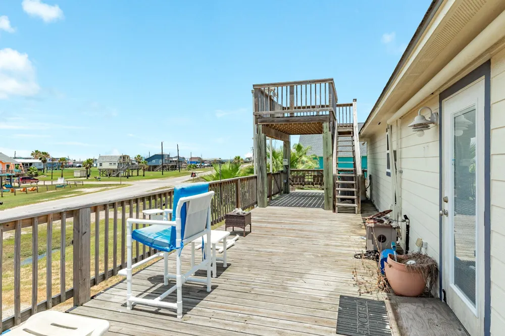 1311 Seashell Drive Surfside Beach, TX 77541