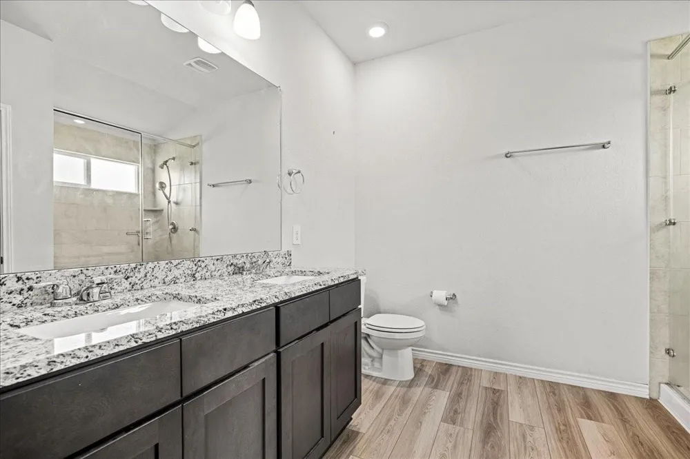 1605 Navarro Drive Brenham, TX 77833