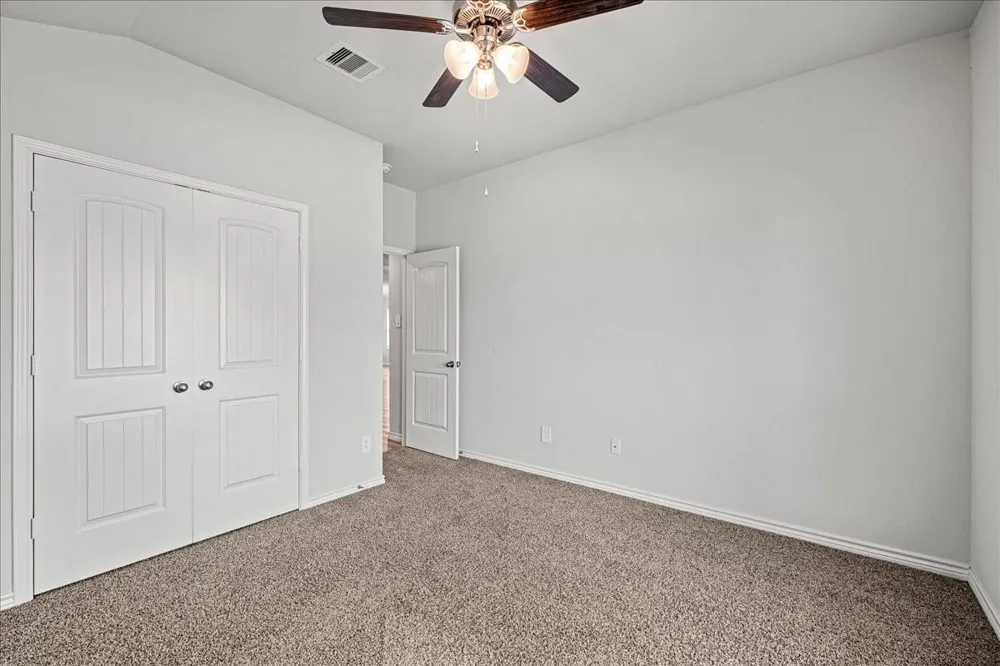 1605 Navarro Drive Brenham, TX 77833